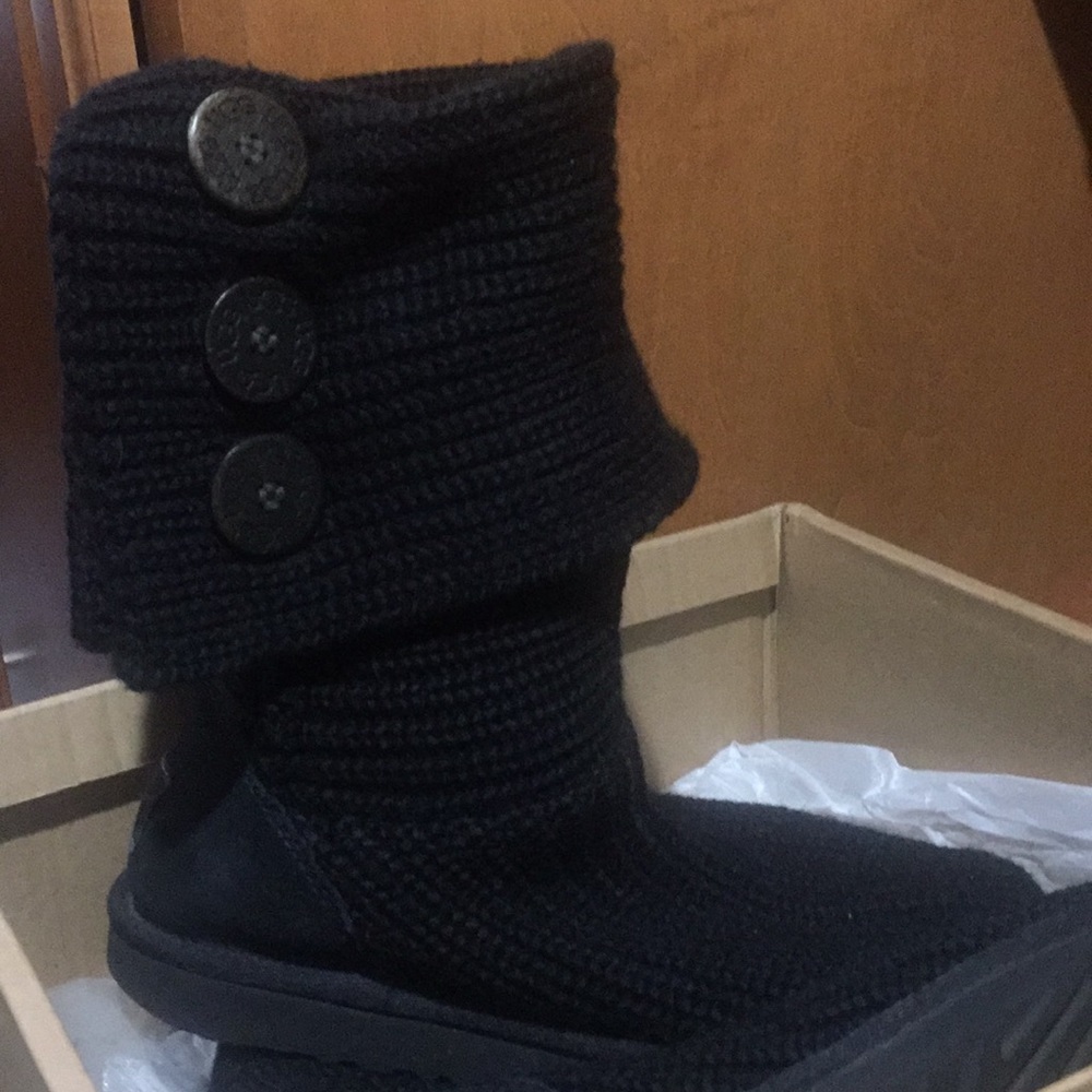 Ugg Classic Cardy - Blk Women’s Boot Size 8
